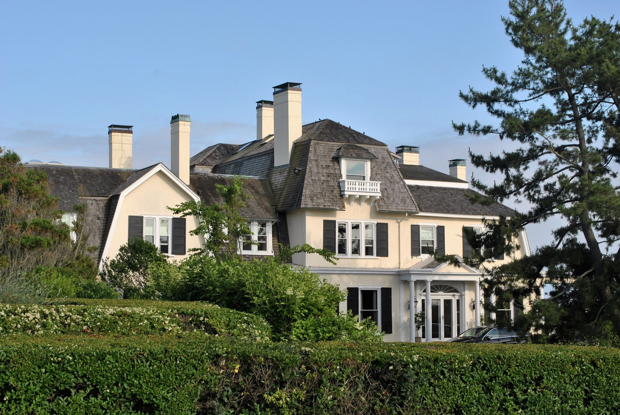 Colonial and Victorian Architecture Tour | Newport RI
